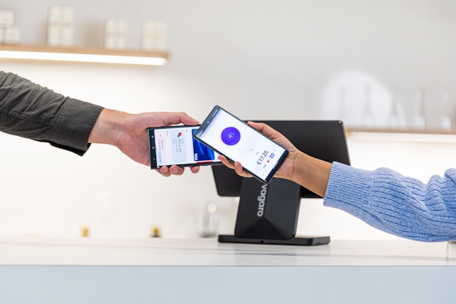 How to Get Paid Faster: 8 Invoice Tips That Actually Work